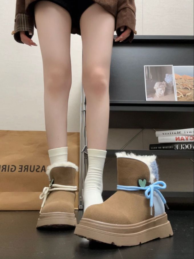 皮革 