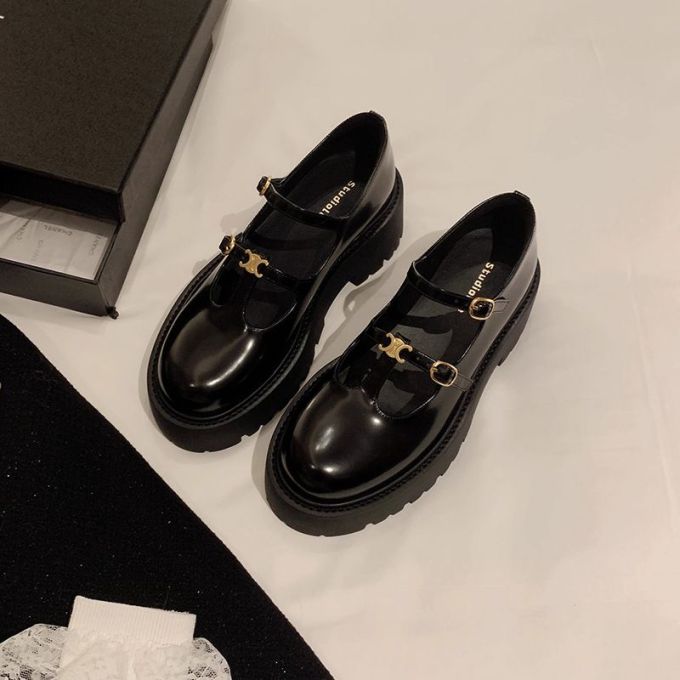 圆头 袢扣 中口鞋 皮革 