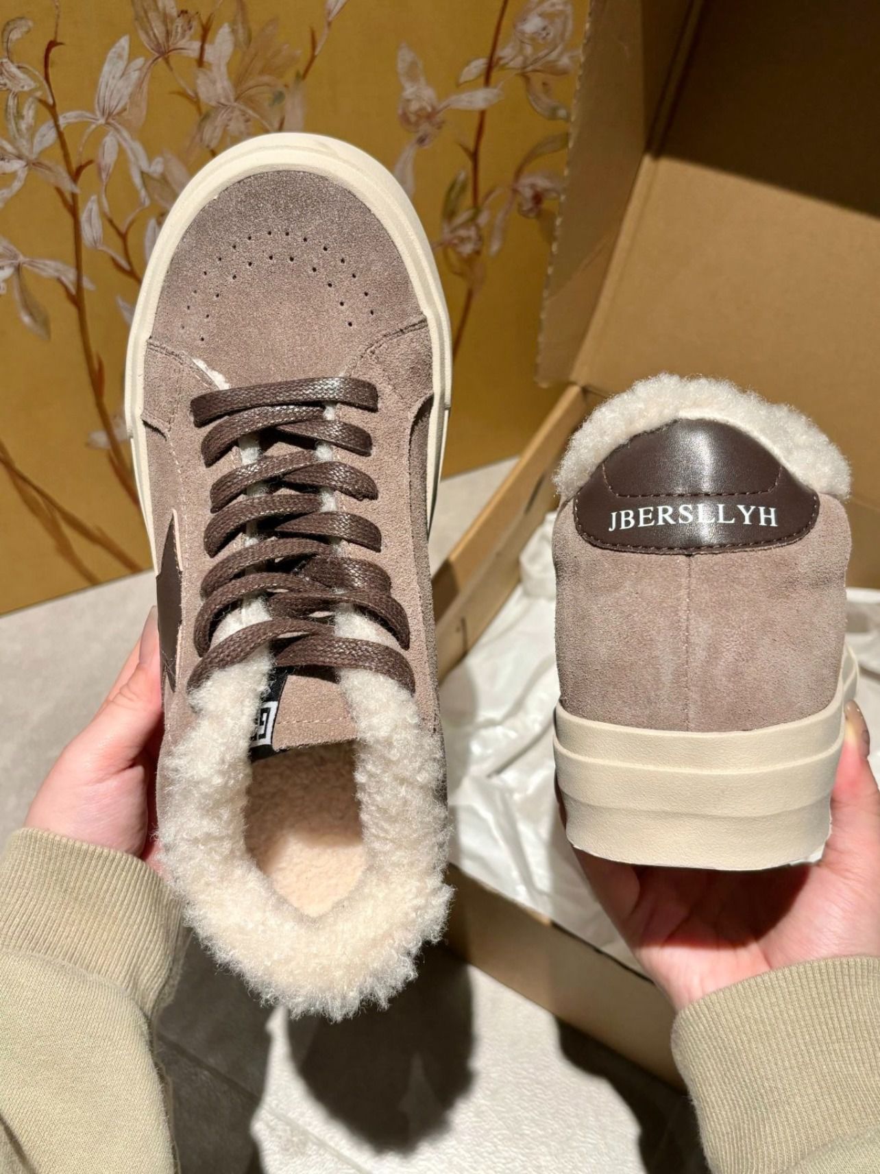 系带 绒毛/绒面  - VALI鞋履AI设计主图