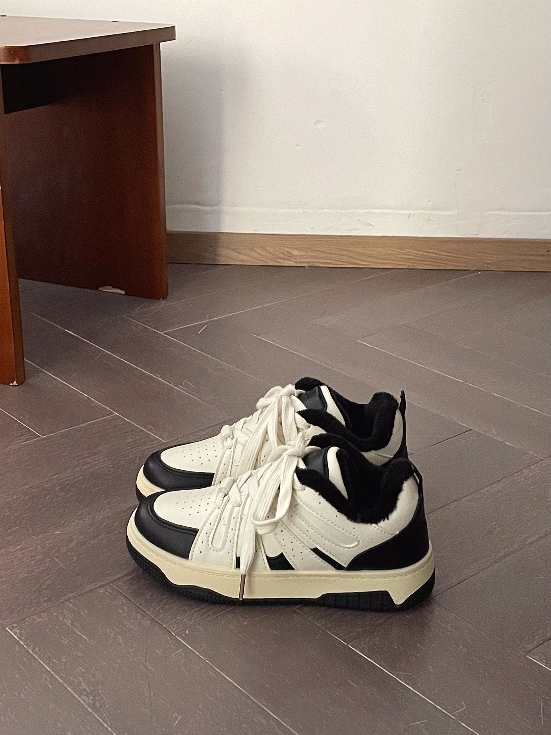 低帮 系带 皮革  - VALI鞋履AI设计主图