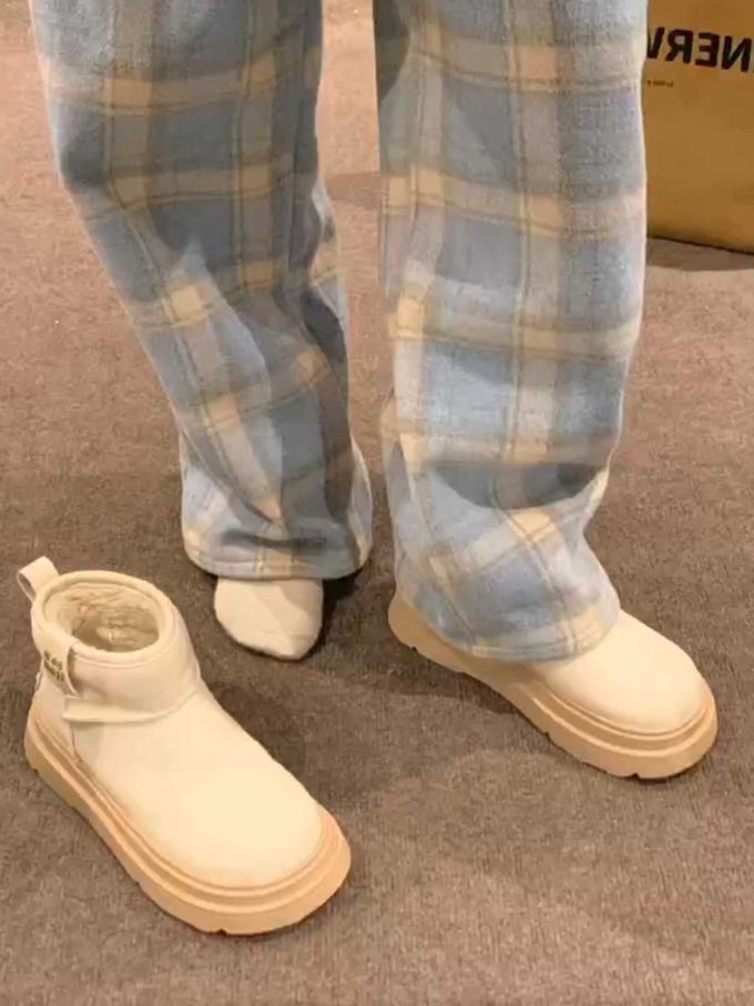 皮革 