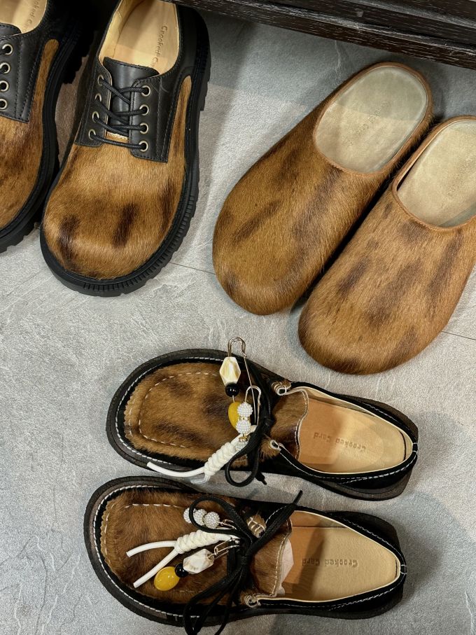 圆头 系带 皮革