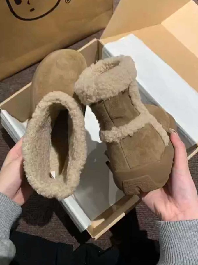 皮革 