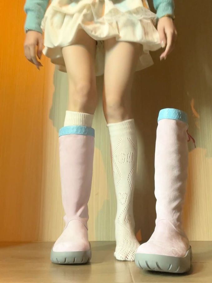 皮革 