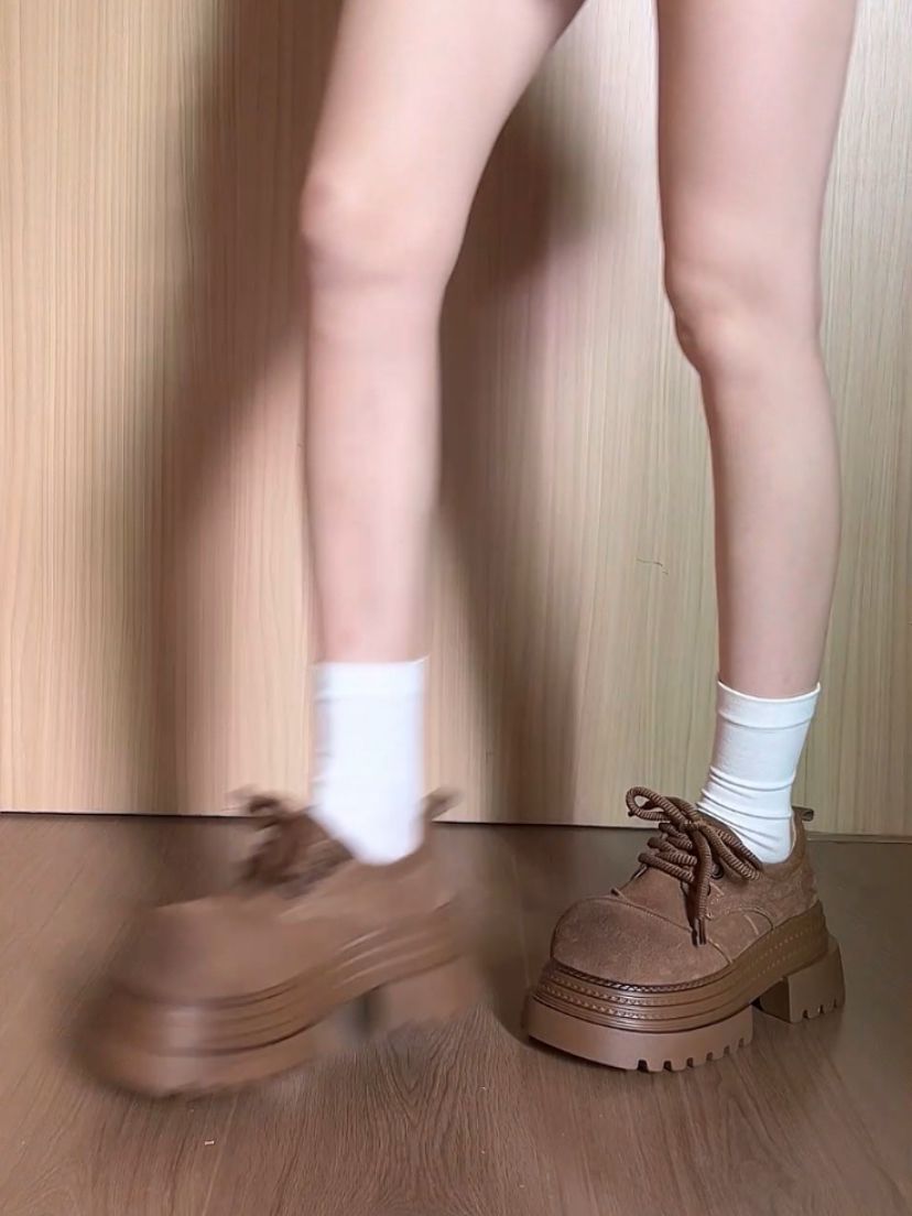 低帮  - VALI鞋履AI设计主图