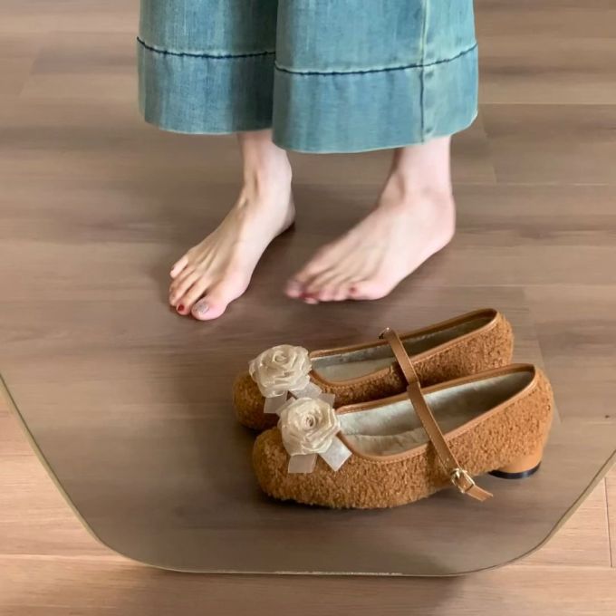 厚底 袢扣 浅口鞋 皮革 