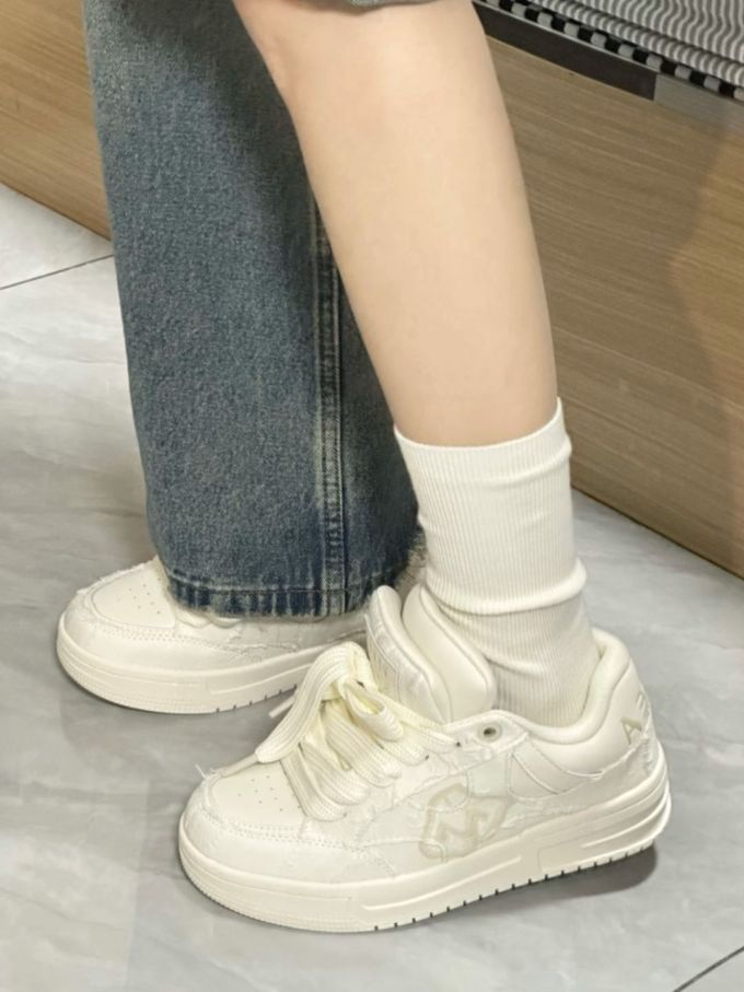 低帮 系带 魔术贴 皮革