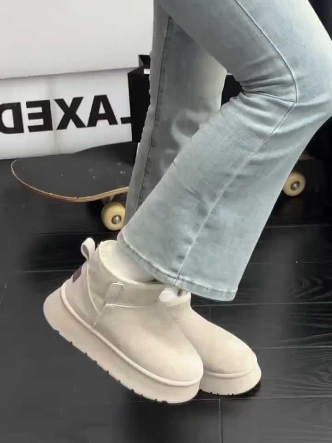 圆头 皮革 