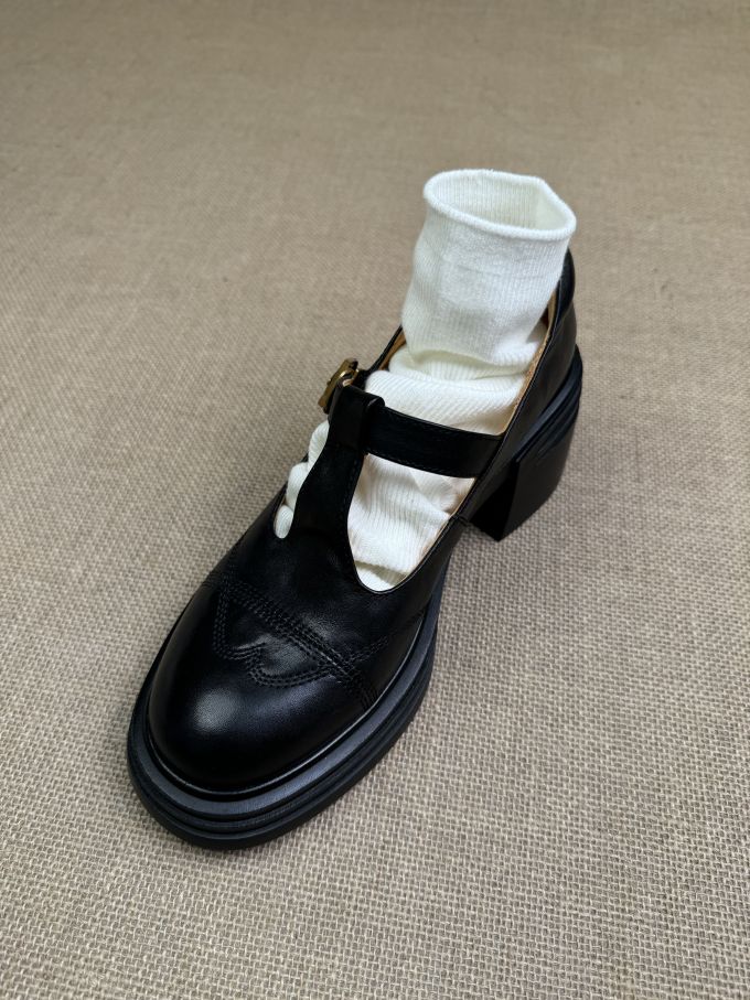 圆头 中口鞋 皮革 