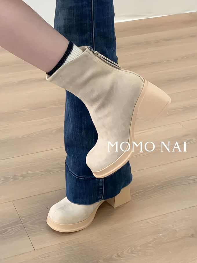 皮革 