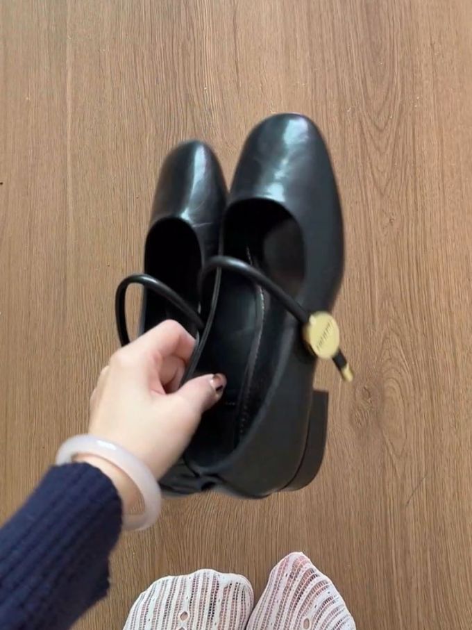 圆头 浅口鞋 皮革 