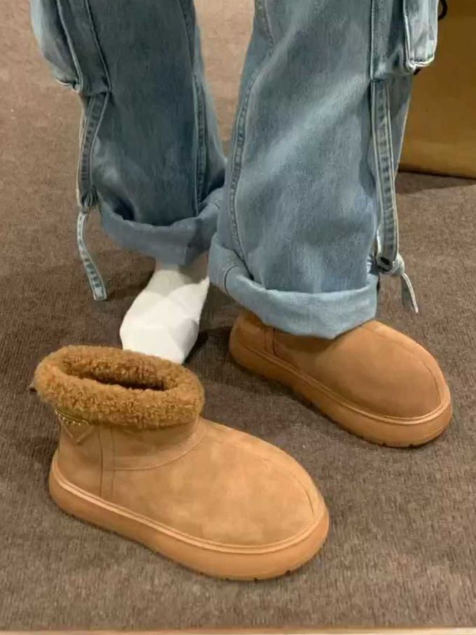 皮革 