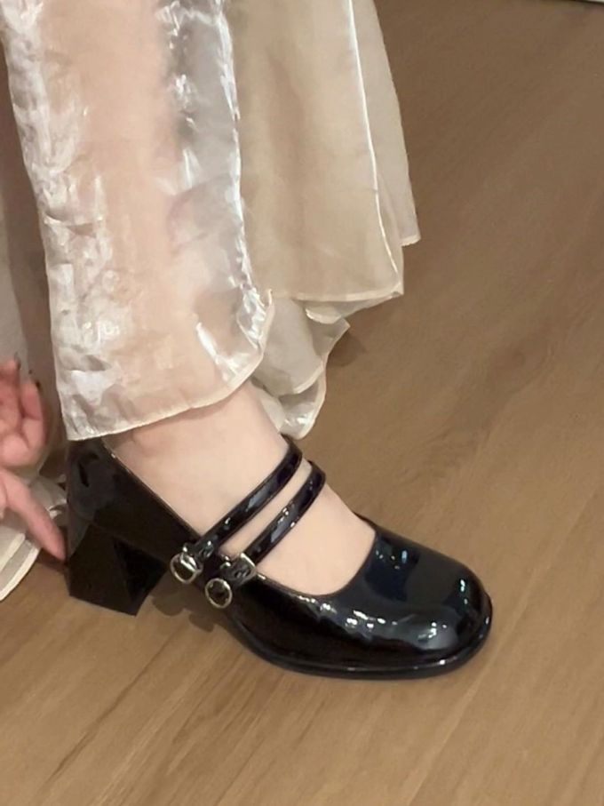 圆头 袢扣 中口鞋 皮革 