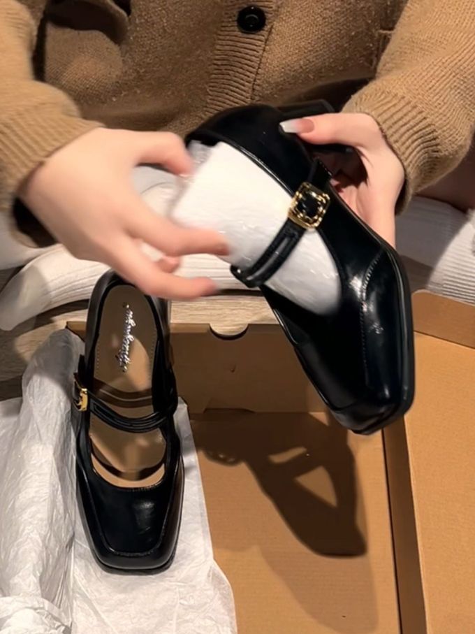 方头 袢扣 中口鞋 皮革 