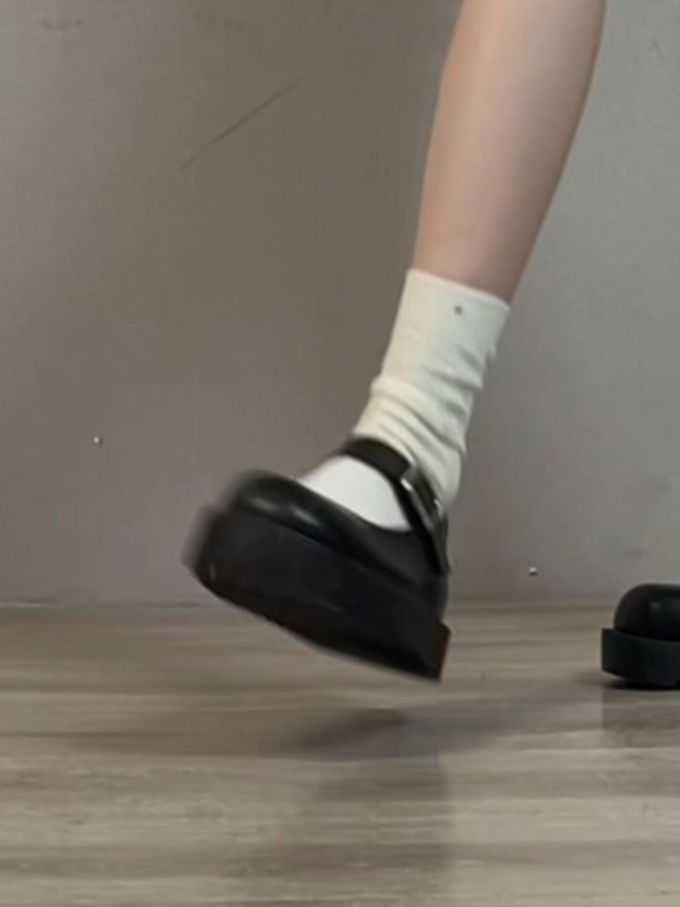 中口鞋 皮革 