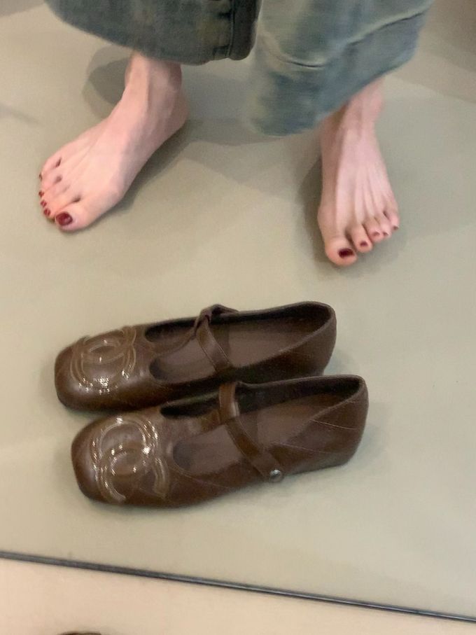 圆头 中口鞋 皮革