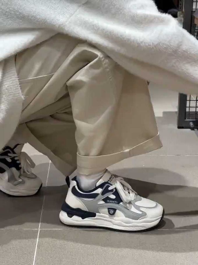 榉树色 树丛绿 袋鼠色 浅棕褐色 