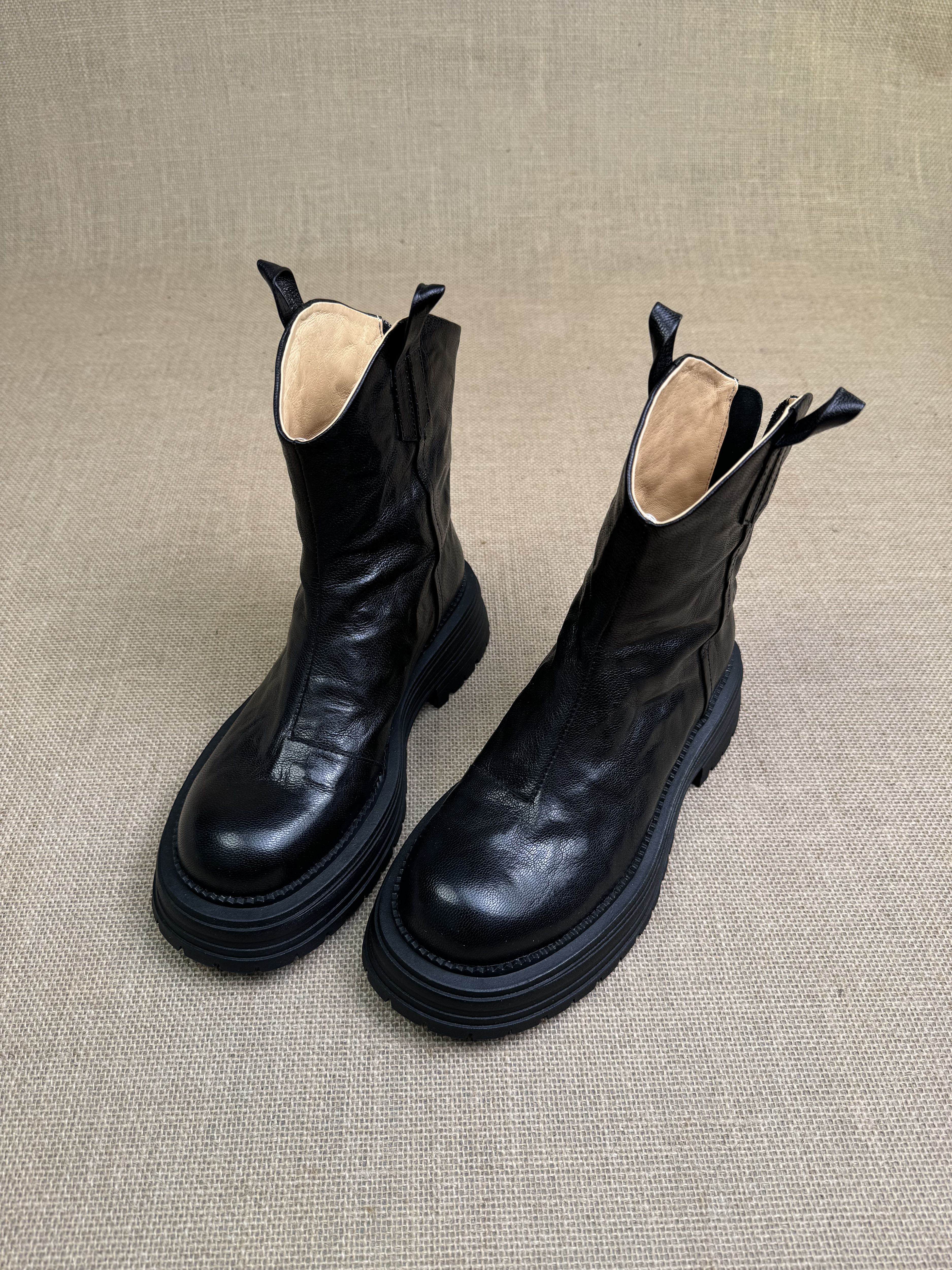 圆头 松紧带 皮革  - VALI鞋履AI设计主图