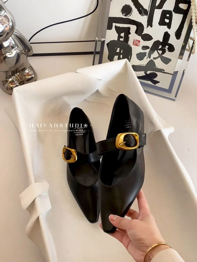 袢扣 中口鞋 皮革