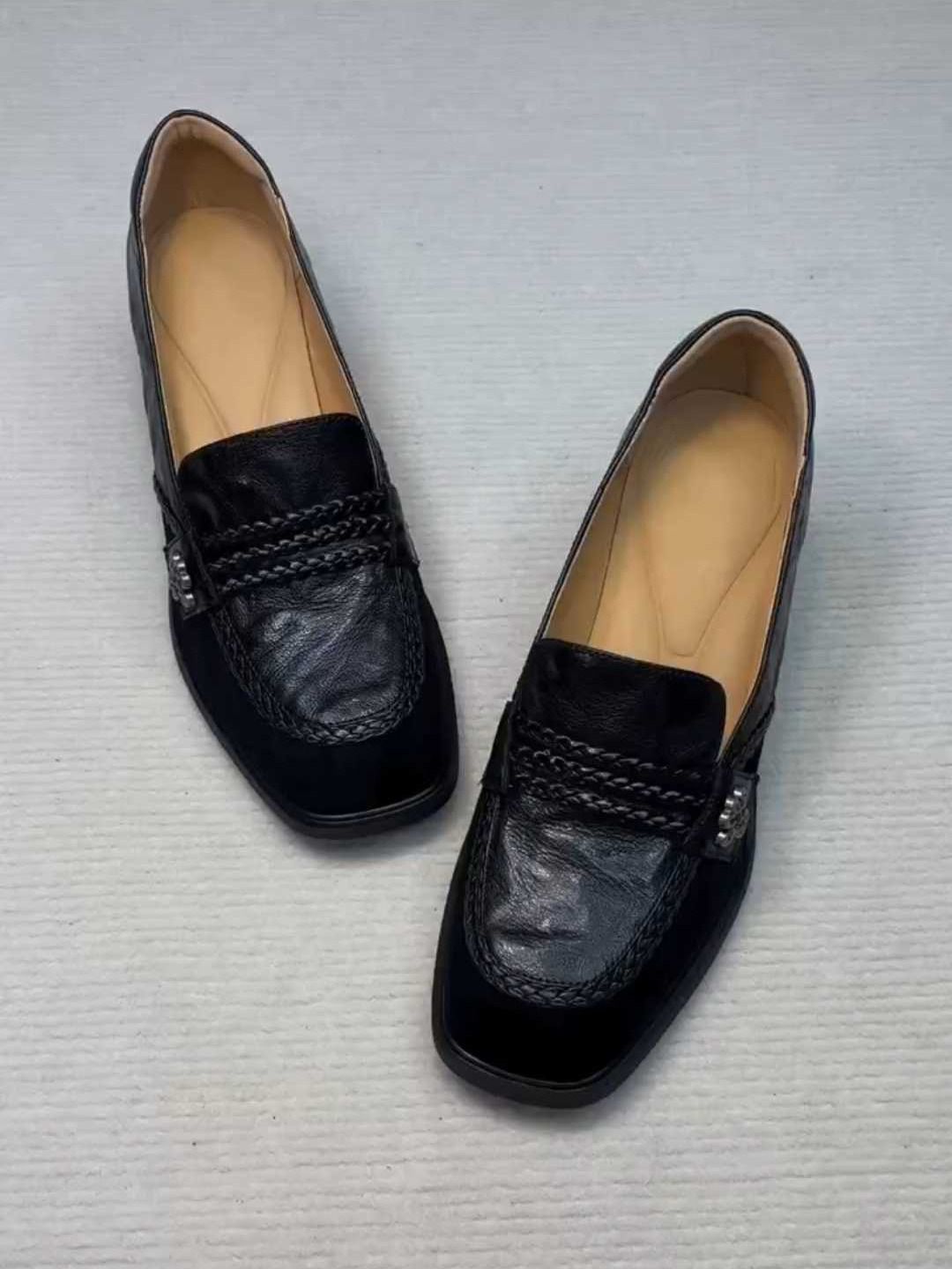 圆头 一脚蹬 中口鞋 皮革  - VALI鞋履AI设计主图