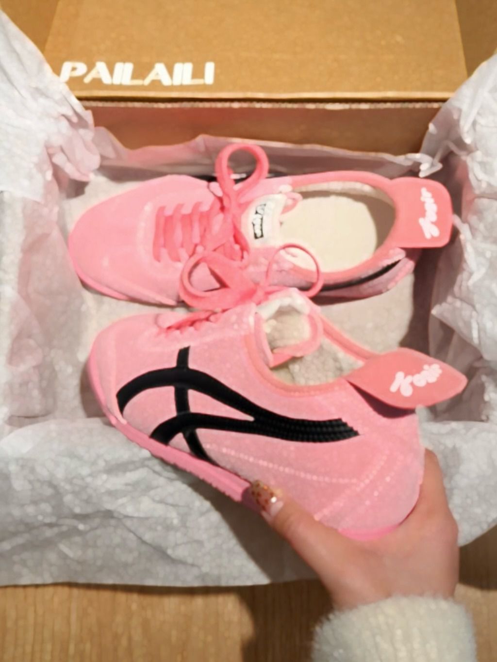 低帮 系带 塑料  - VALI鞋履AI设计主图