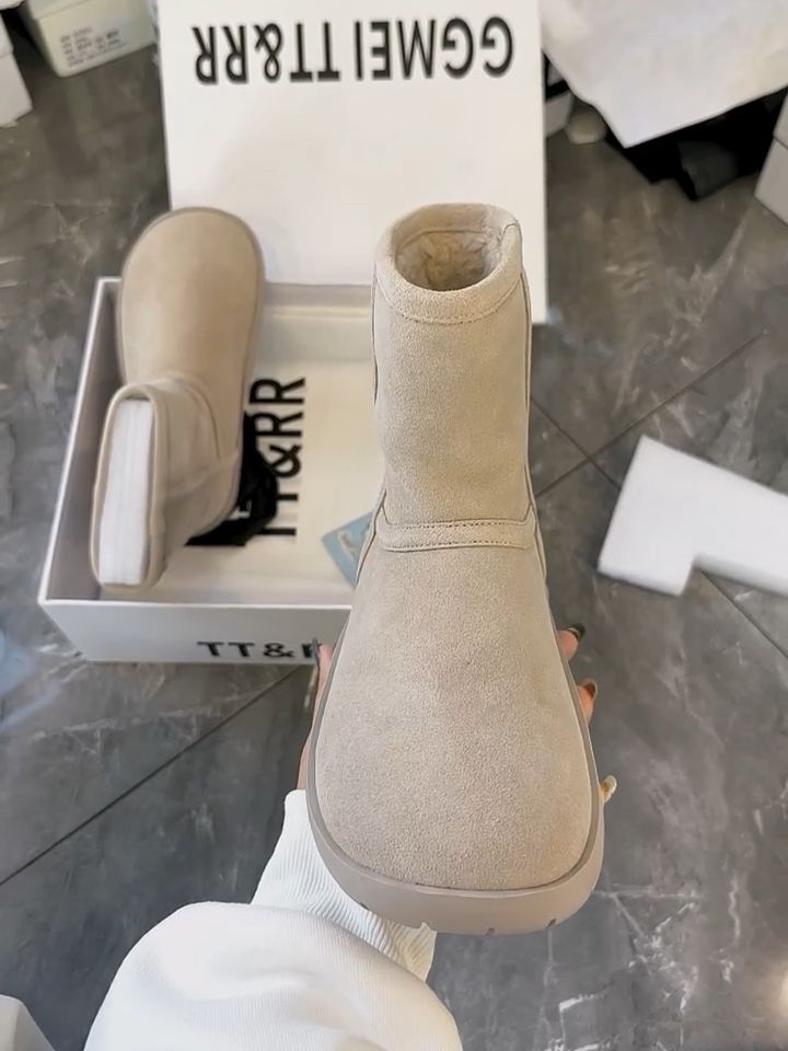 皮革  - VALI鞋履AI设计主图