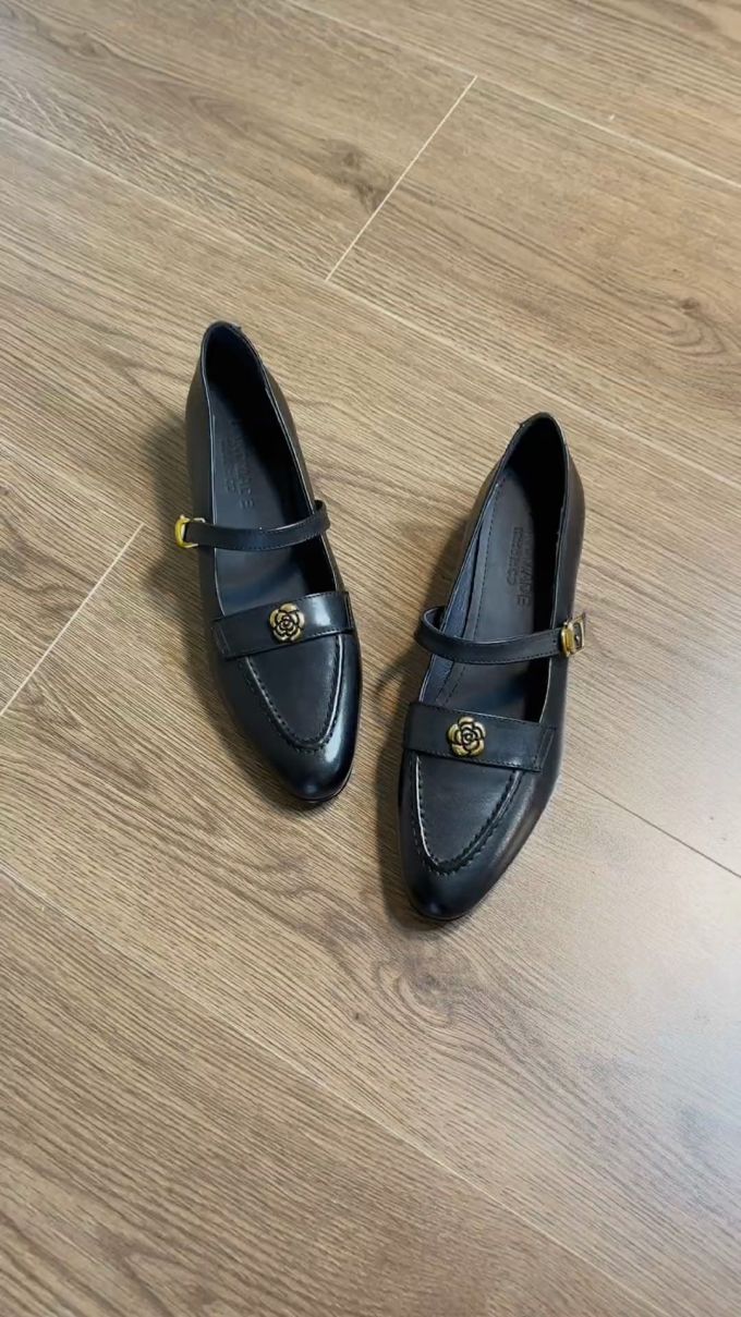 尖头 袢扣 中口鞋 皮革 