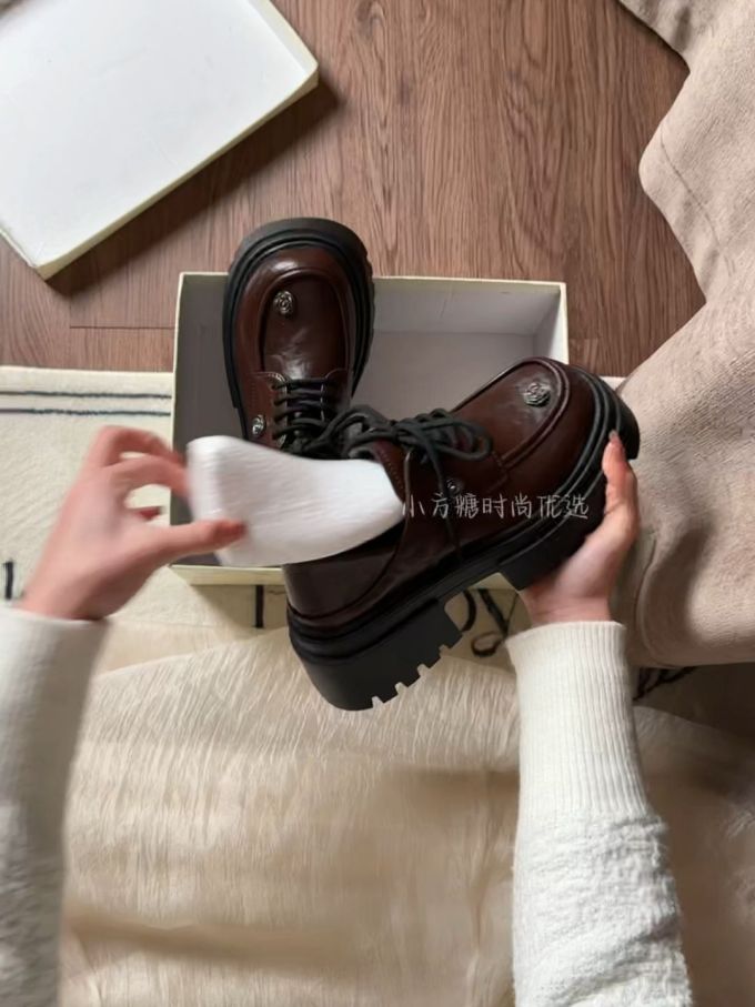 厚底 圆头 系带 皮革 