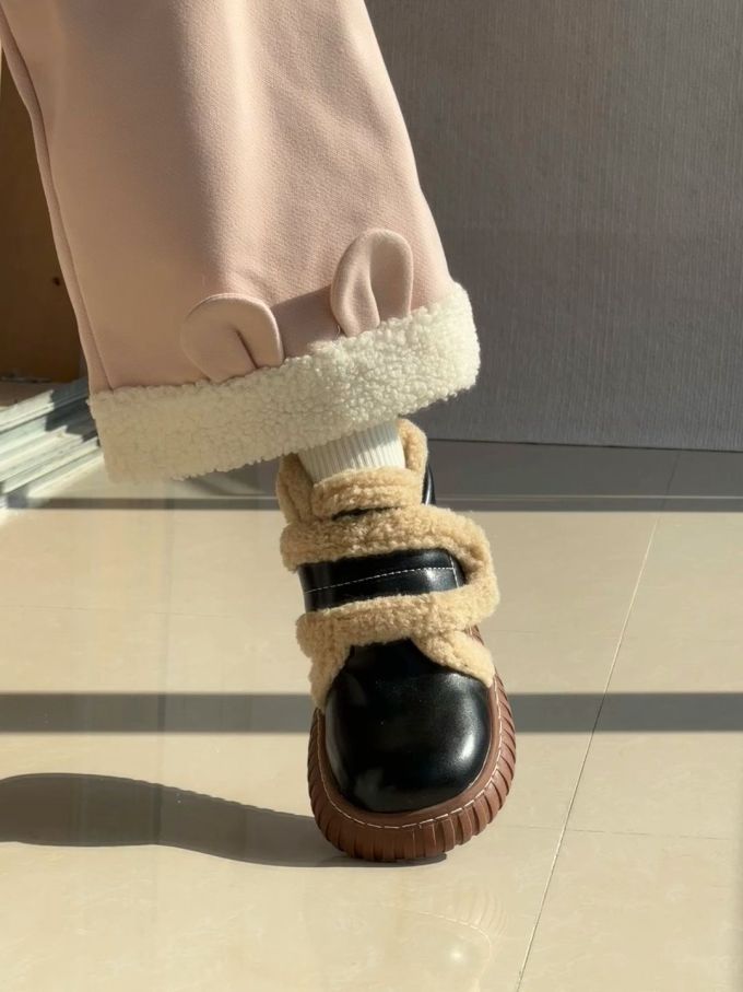 圆头 中口鞋 皮革 魔术贴