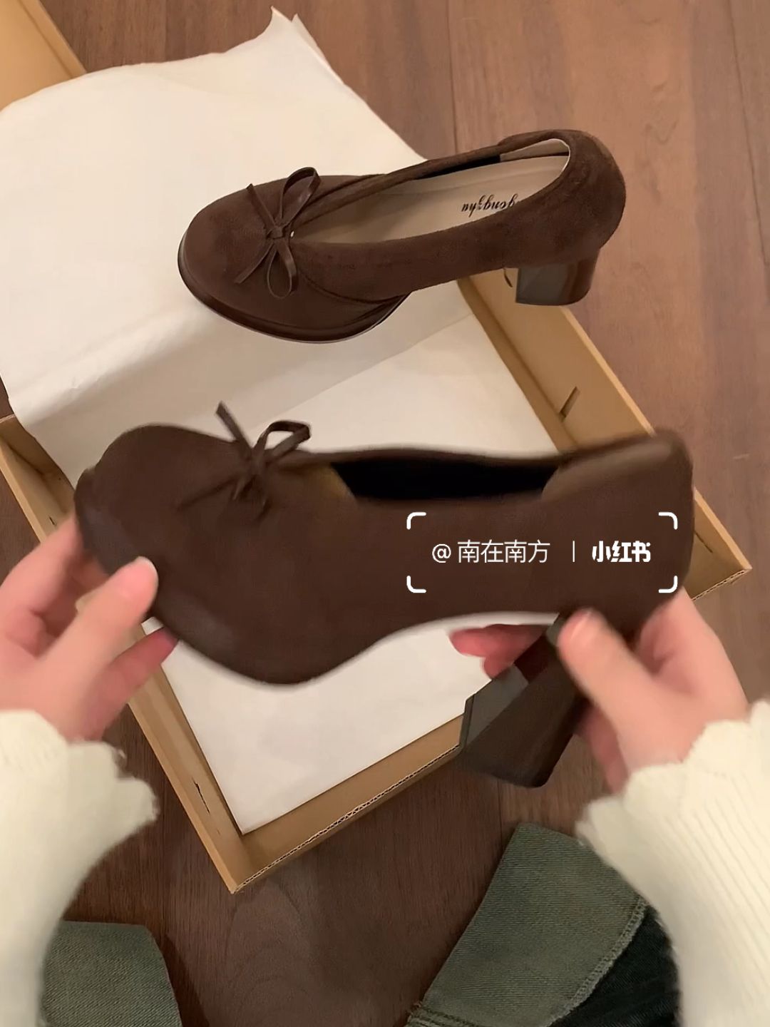 粗跟 圆头 低帮 浅口鞋 网纱  - VALI鞋履AI设计主图