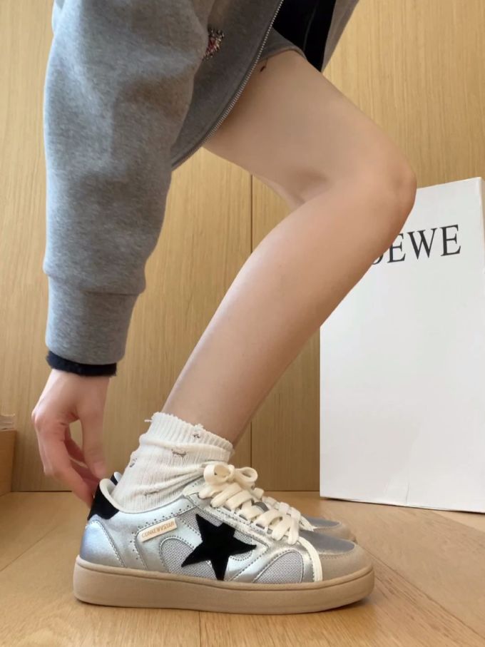 低帮 系带 魔术贴 皮革 