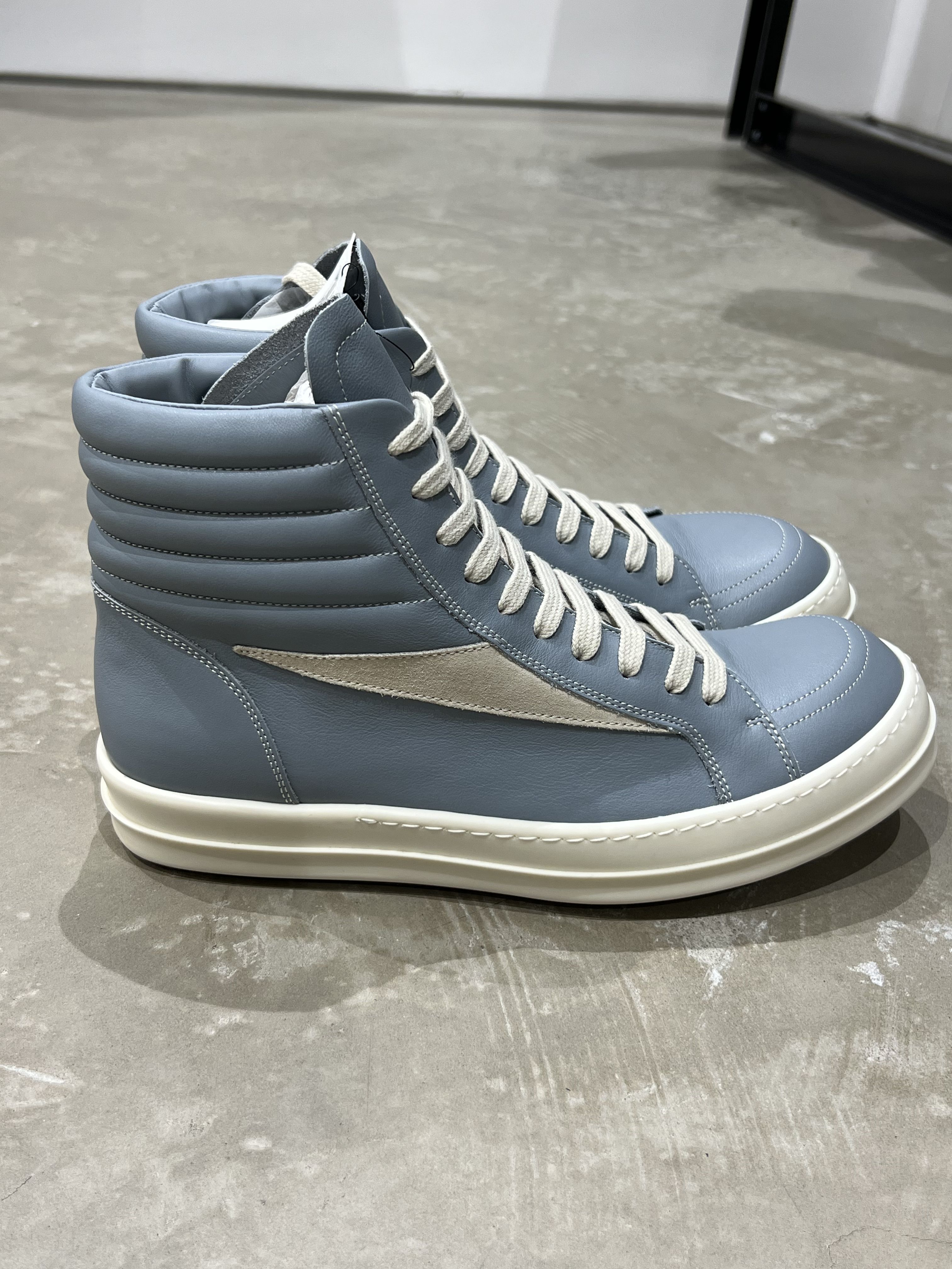 高帮 系带 皮革  - VALI鞋履AI设计主图