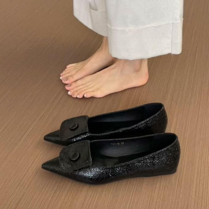 尖头 低帮 一脚蹬 浅口鞋
