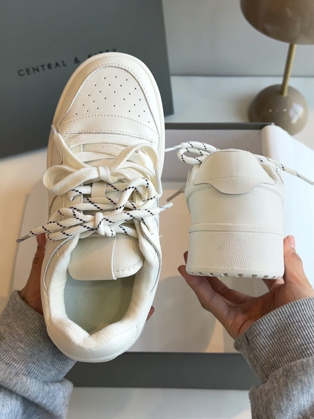 系带 皮革  - VALI鞋履AI设计主图