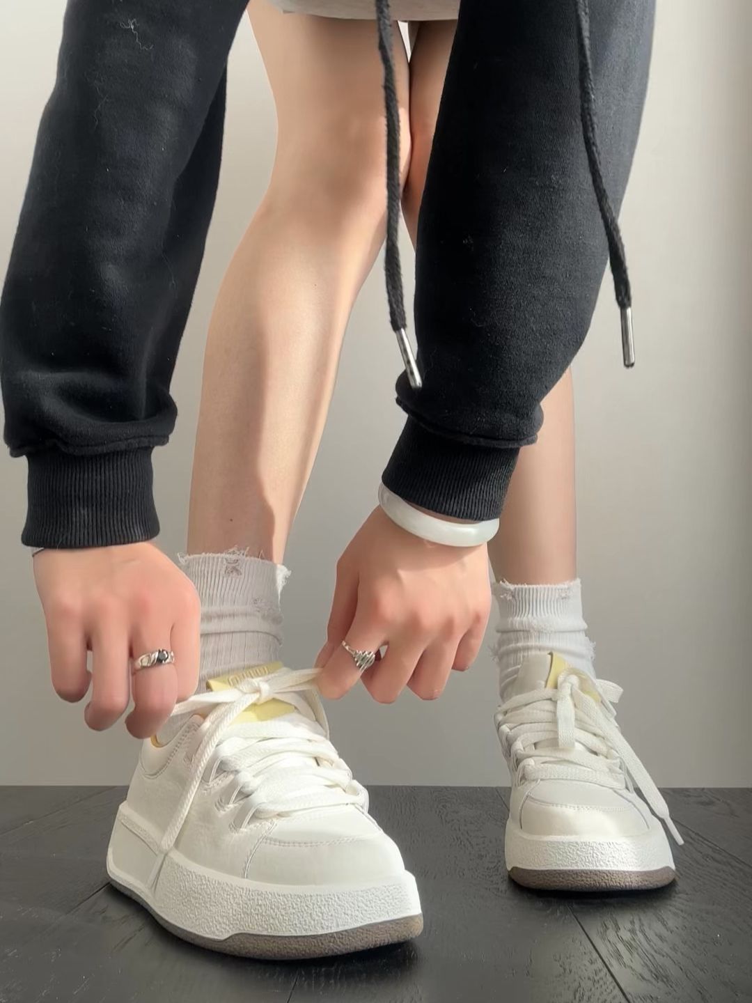 系带 皮革  - VALI鞋履AI设计主图