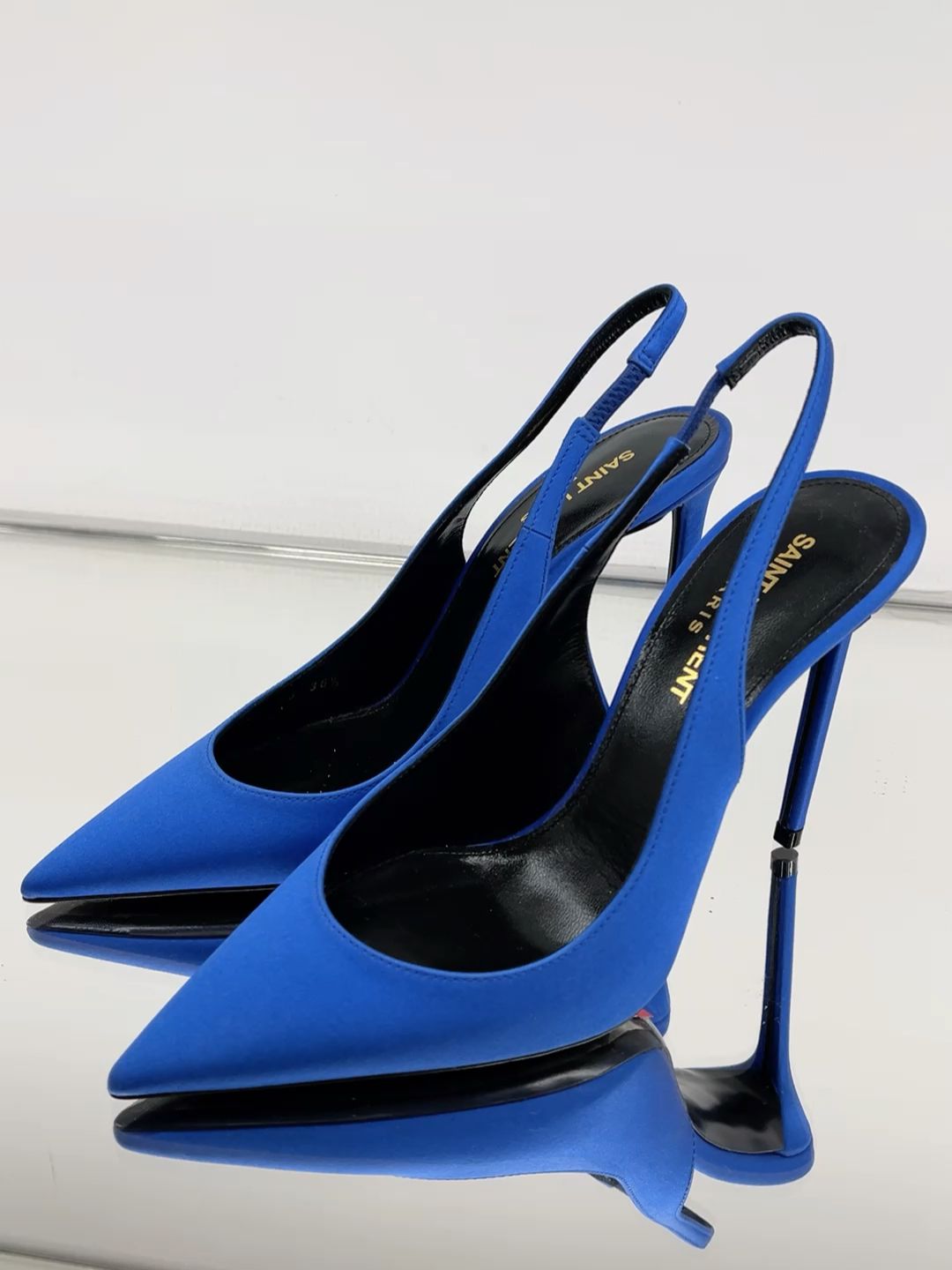 高跟 细跟 无帮 皮革  - VALI鞋履AI设计主图