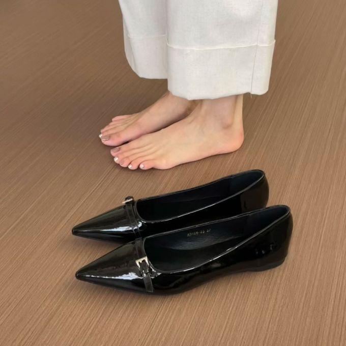尖头 低帮 一脚蹬 浅口鞋 皮革