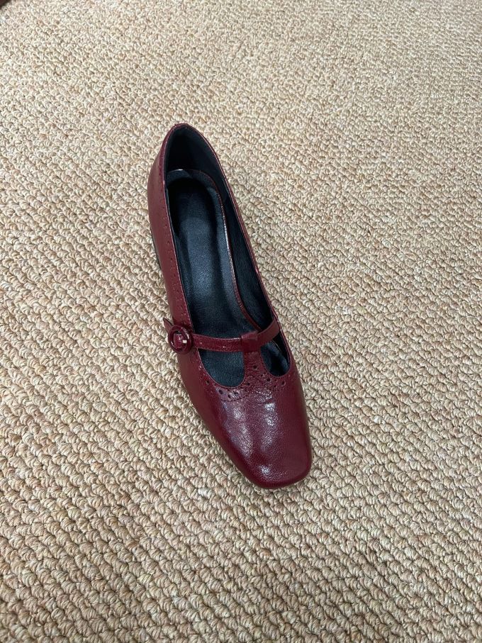 方头 袢扣 中口鞋 皮革