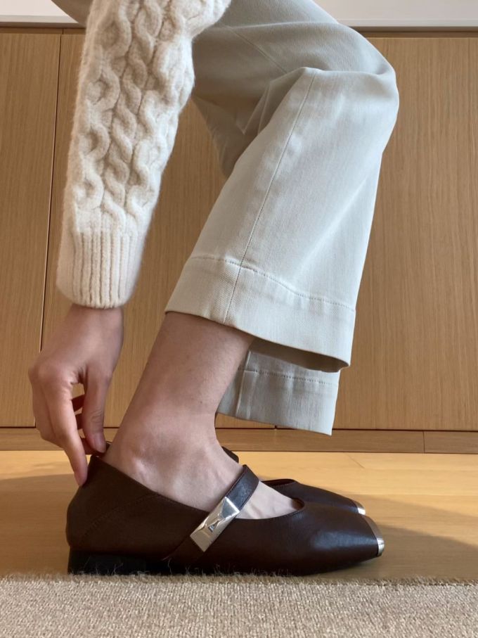 平底 袢扣 中口鞋 皮革