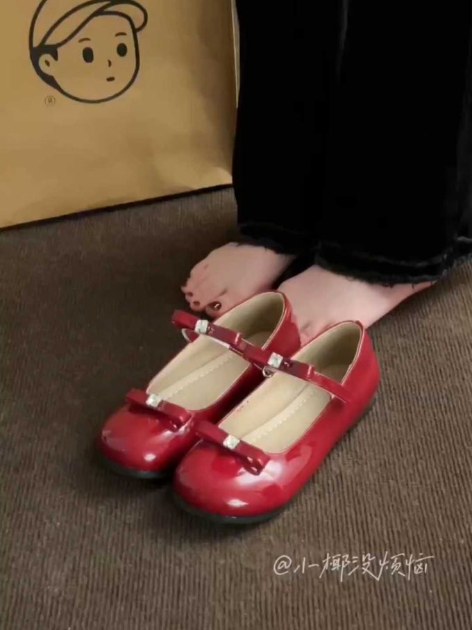 圆头 袢扣 中口鞋 皮革 