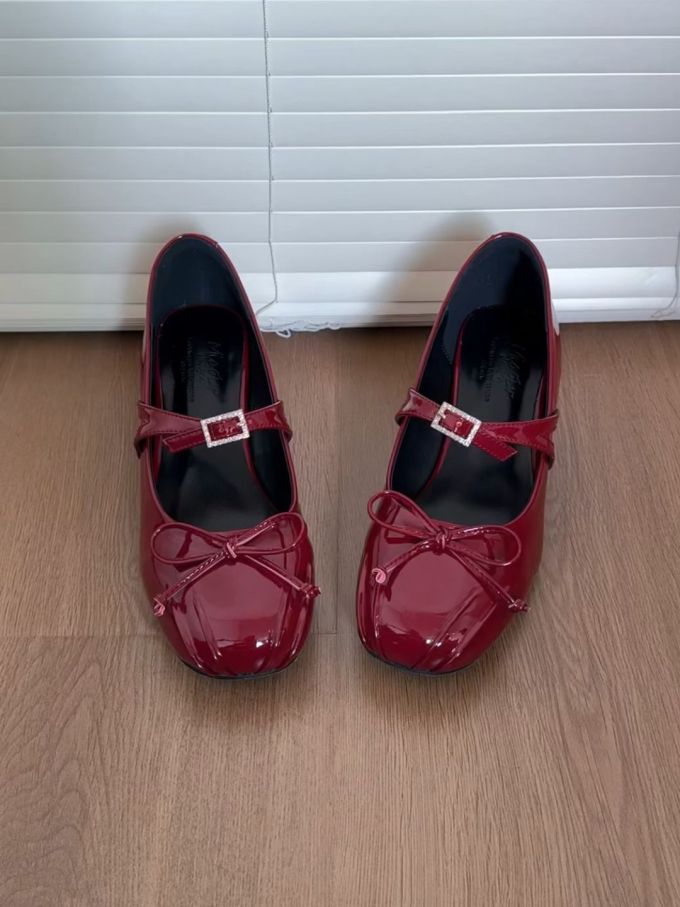 圆头 袢扣 中口鞋 皮革
