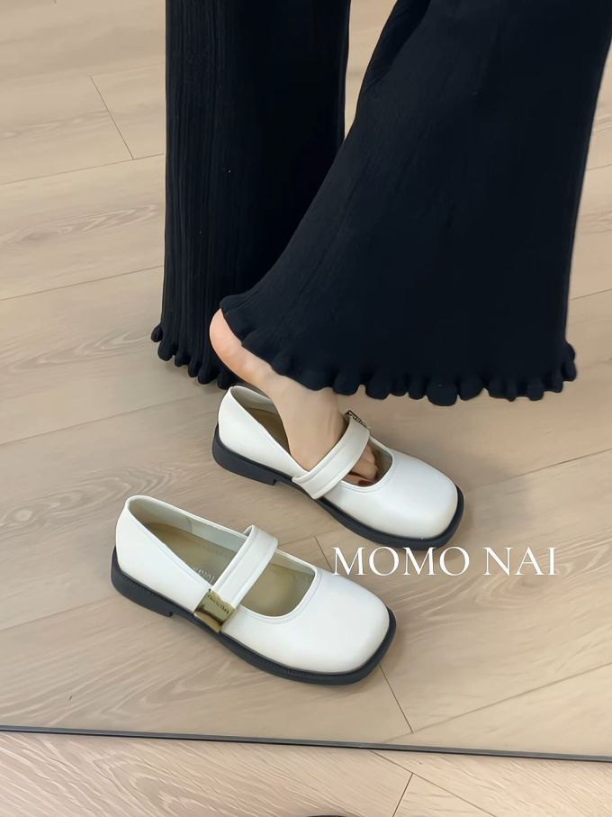 圆头 袢扣 中口鞋 皮革