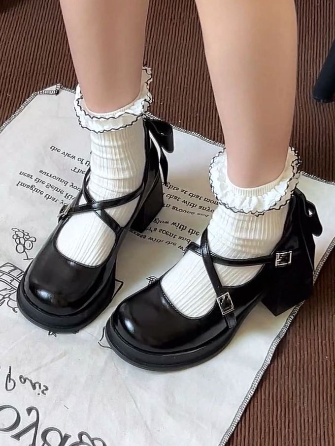 圆头 袢扣 中口鞋 皮革