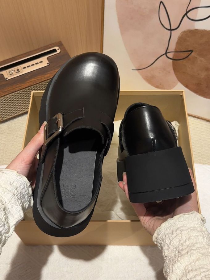 圆头 袢扣 中口鞋 皮革