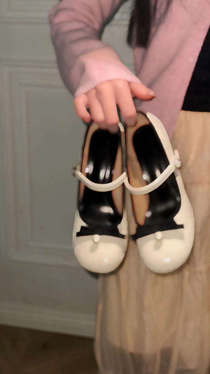 圆头 袢扣 中口鞋 皮革 