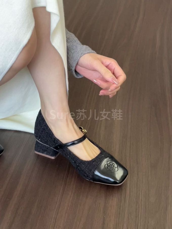 方头 袢扣 浅口鞋 毛呢