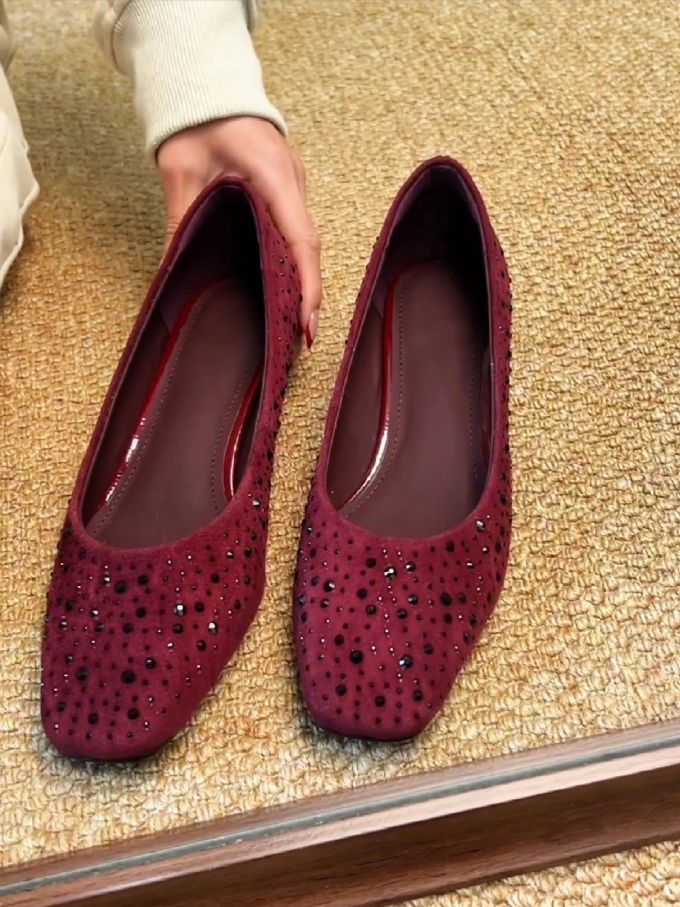 方头 低帮 一脚蹬 中口鞋 皮革