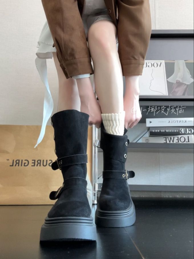 圆头 袢扣 皮革 