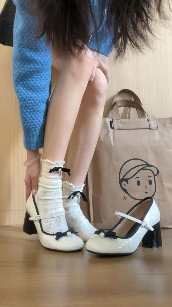 圆头 袢扣 中口鞋 皮革 