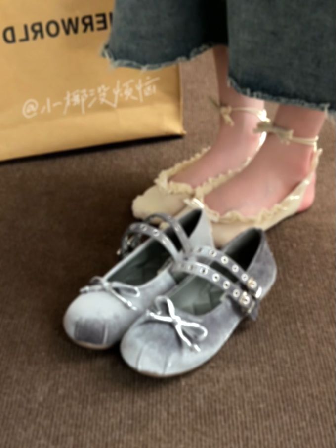 圆头 低帮 袢扣 中口鞋 皮革